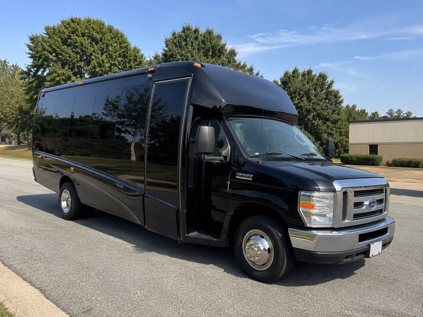 bloomington keep your bloomington wedding on schedule with a charter bus rental