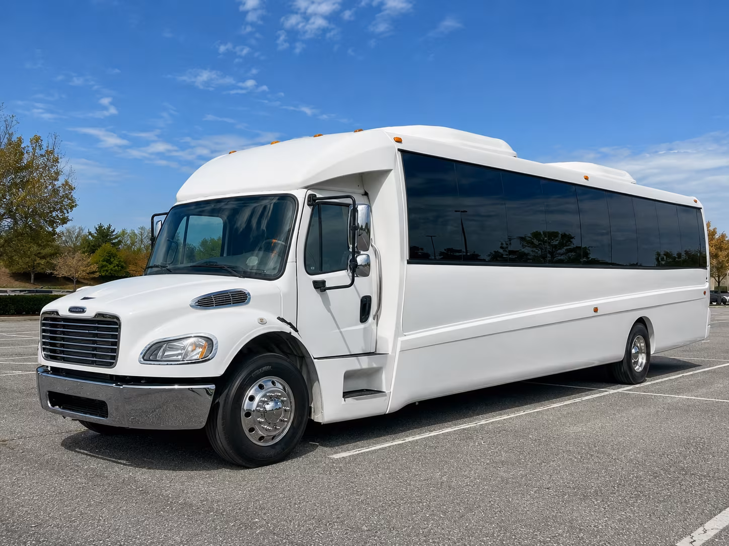 mankato 30 passenger party bus