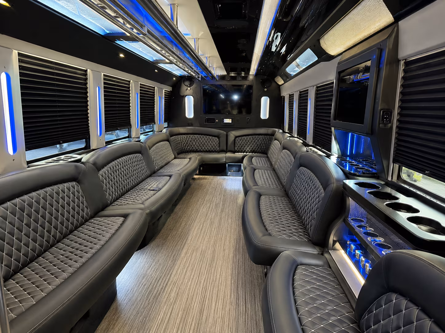 mankato concert party bus rental