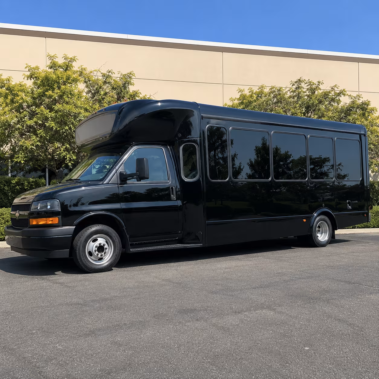 minneapolis bus rentals
