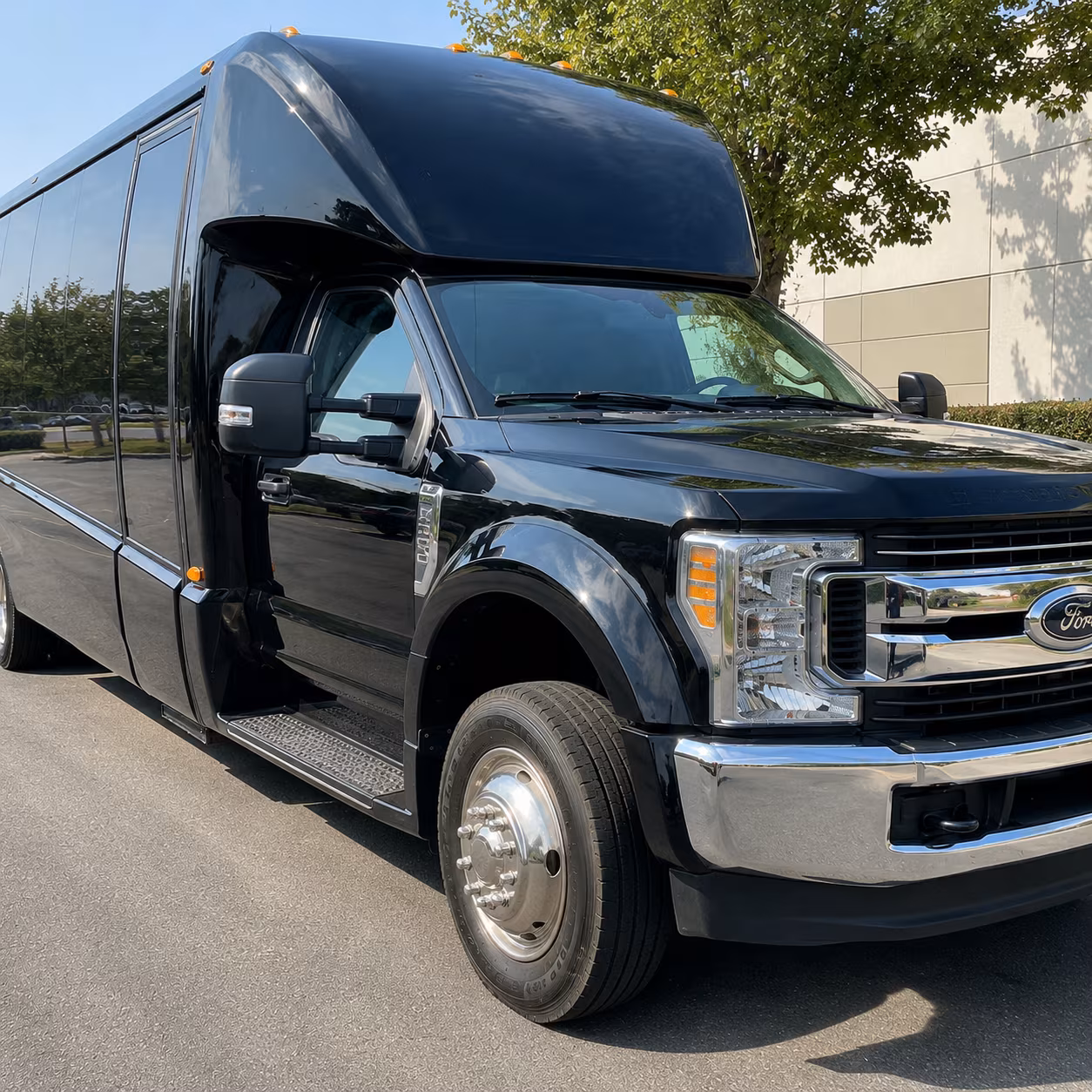omaha corporate shuttle buses for omaha businesses