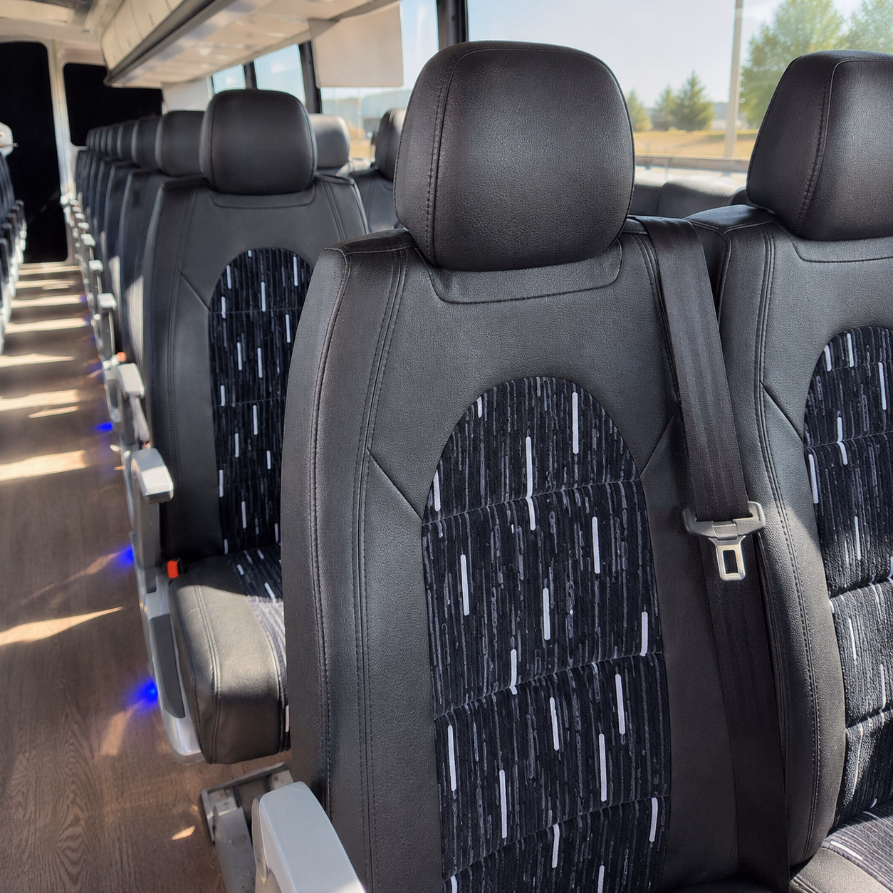 saint paul private bus rentals for saint paul concerts and festivals