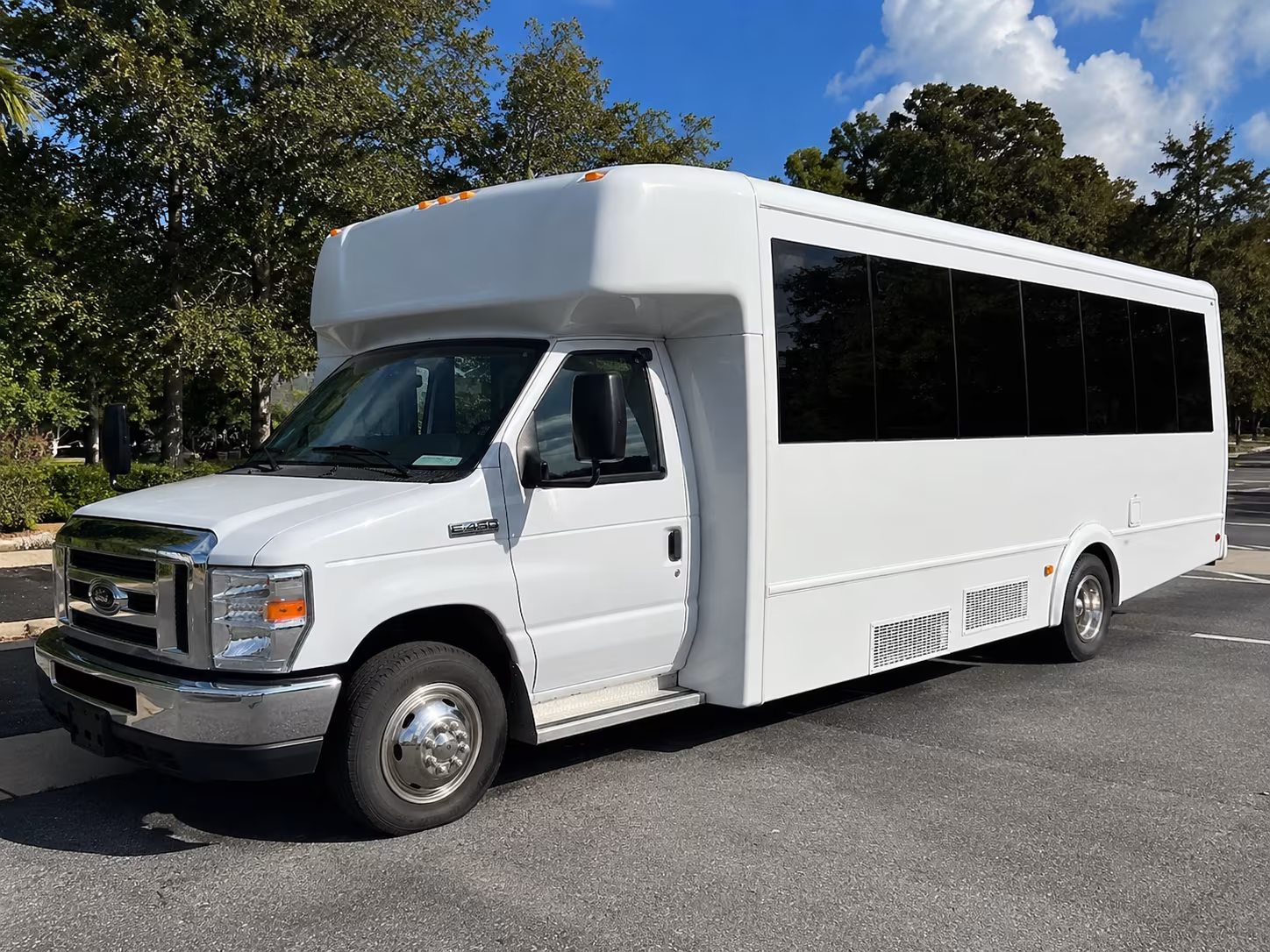 sioux falls prom party bus and charter bus rentals